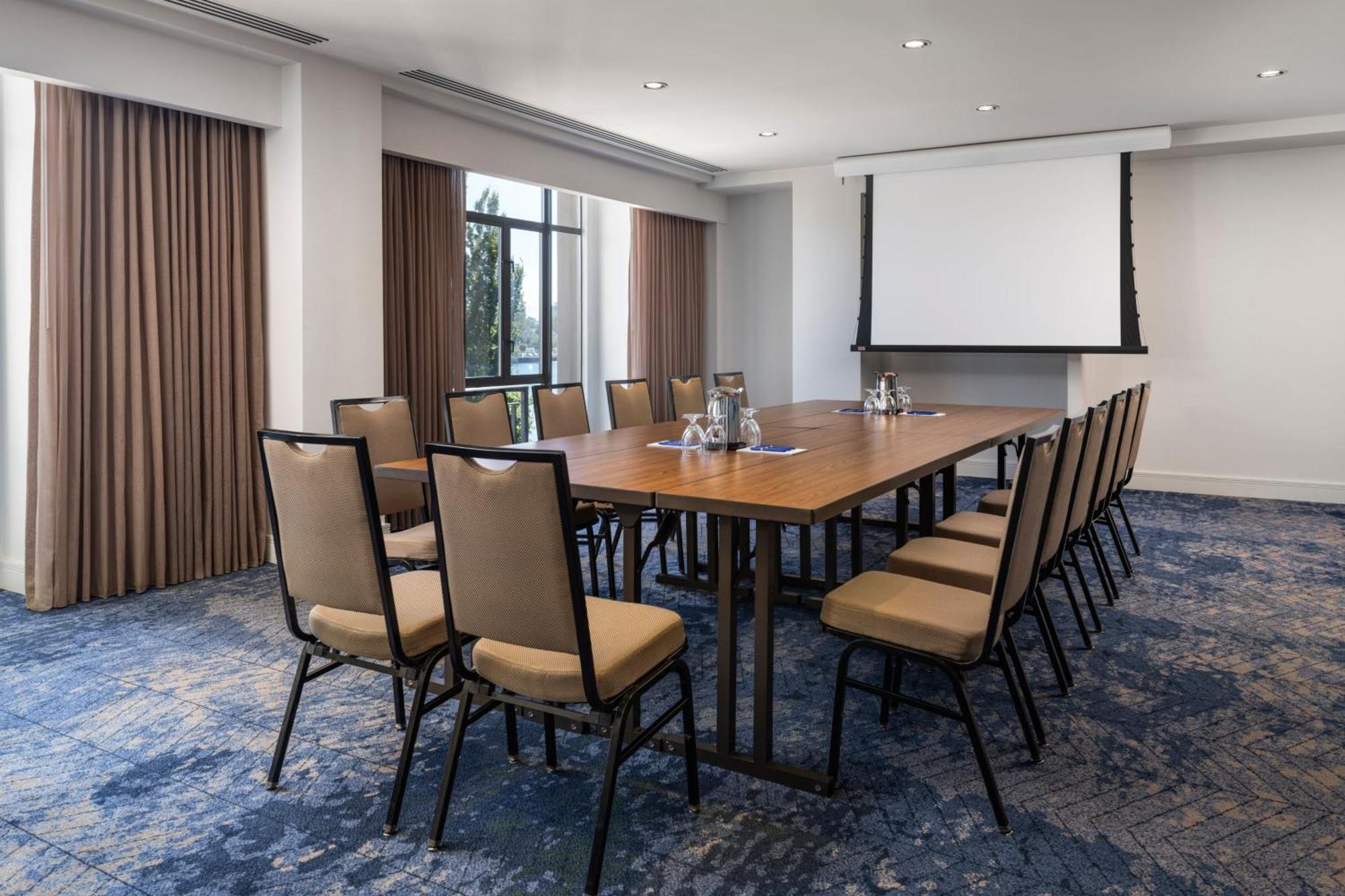 Resort Delta By Marriott Ocean Pointe