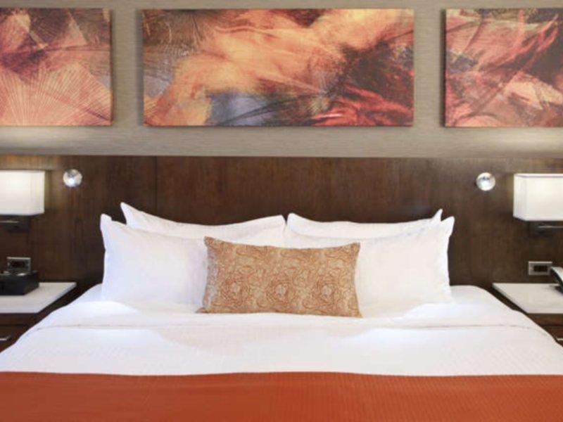 Resort Delta By Marriott Ocean Pointe 4*